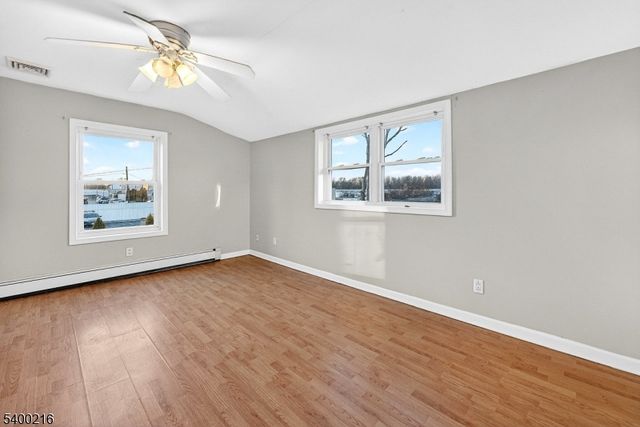 2114 W Camplain Rd, Manville Boro, NJ 08835