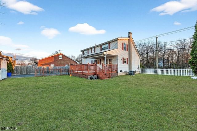 2114 W Camplain Rd, Manville Boro, NJ 08835