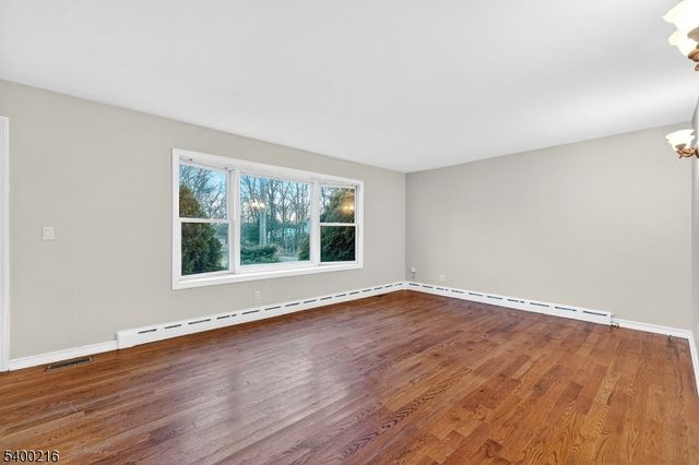 2114 W Camplain Rd, Manville Boro, NJ 08835