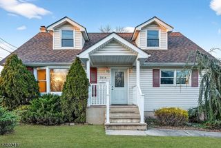 2114 W Camplain Rd, Manville Boro, NJ 08835