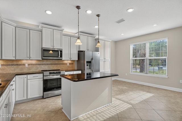 203 WOODHURST Drive, Ponte Vedra, FL 32081