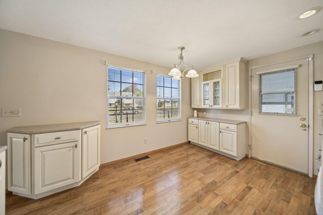 3941 Ardath Road, Columbus, OH 43228