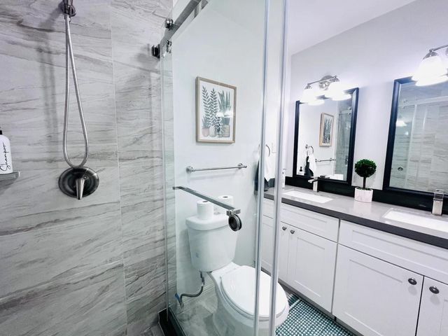 1910 Huge Oaks Street, Houston, TX 77055