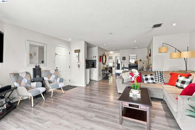 3814 Via Verdi, Richmond, CA 94803