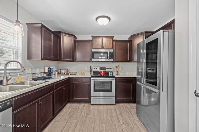 205 Westfield Drive, Richlands, NC 28574