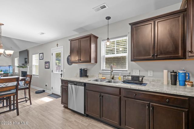 205 Westfield Drive, Richlands, NC 28574
