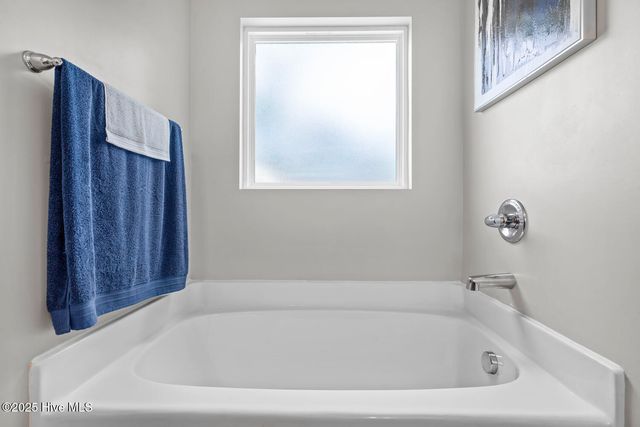 205 Westfield Drive, Richlands, NC 28574