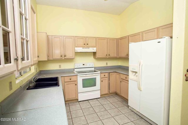 4611 S Foxdale Drive, Tucson, AZ 85730