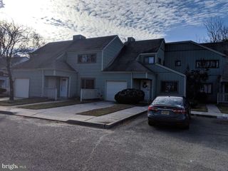 14 GLENWOOD DR, Lindenwold, NJ 08021