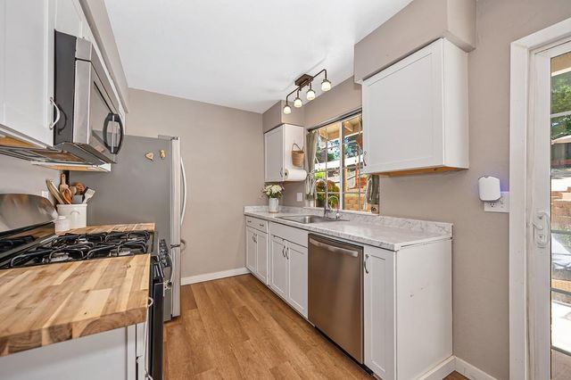 6416 Cerromar Cir, Orangevale, CA 95662
