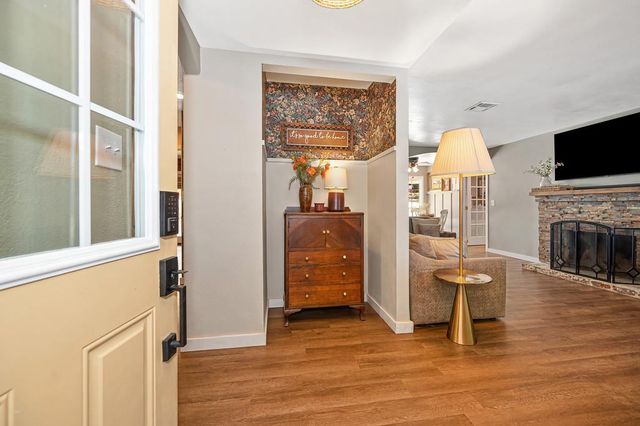 6416 Cerromar Cir, Orangevale, CA 95662