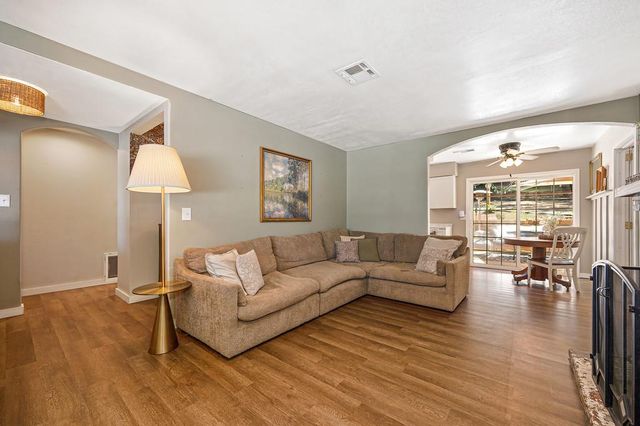 6416 Cerromar Cir, Orangevale, CA 95662
