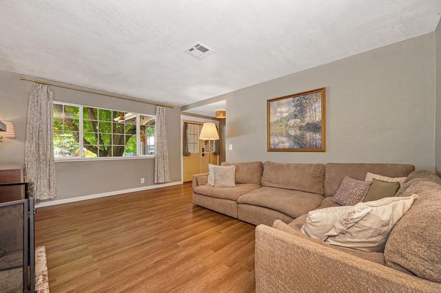 6416 Cerromar Cir, Orangevale, CA 95662