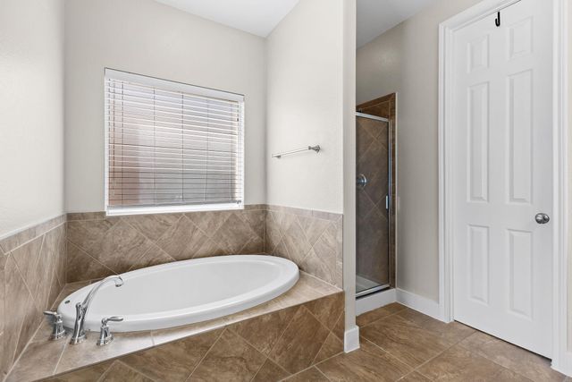 3013 Hawks Swoop TRL, Pflugerville, TX 78660