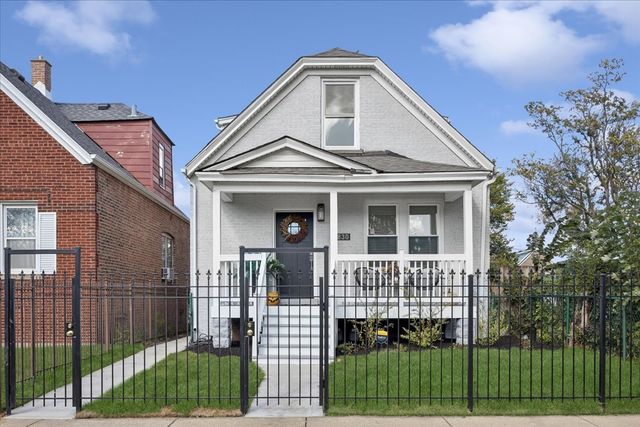 4830 W Kamerling Avenue, Chicago, IL 60651