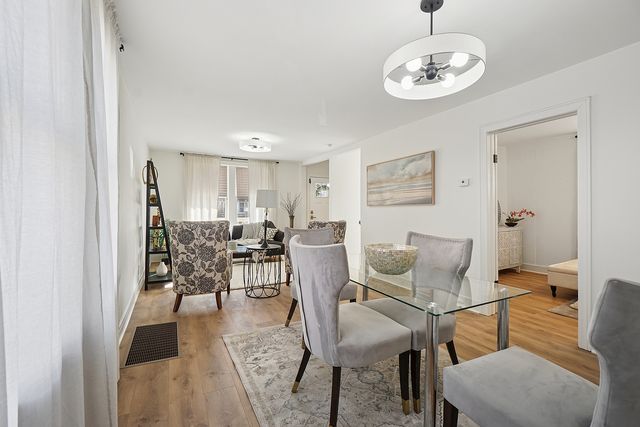 4830 W Kamerling Avenue, Chicago, IL 60651