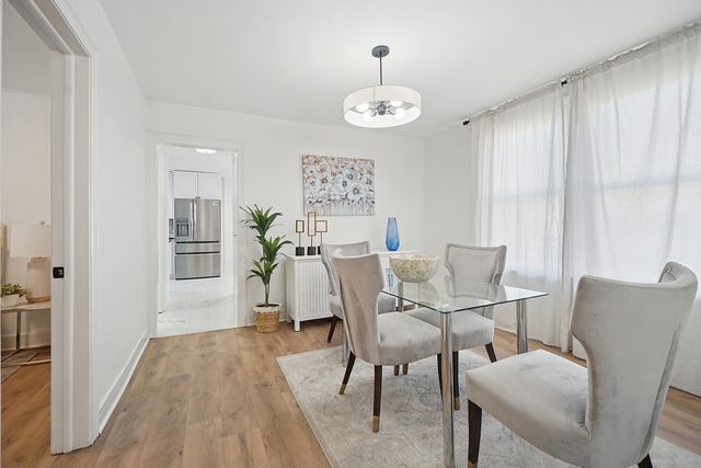 4830 W Kamerling Avenue, Chicago, IL 60651