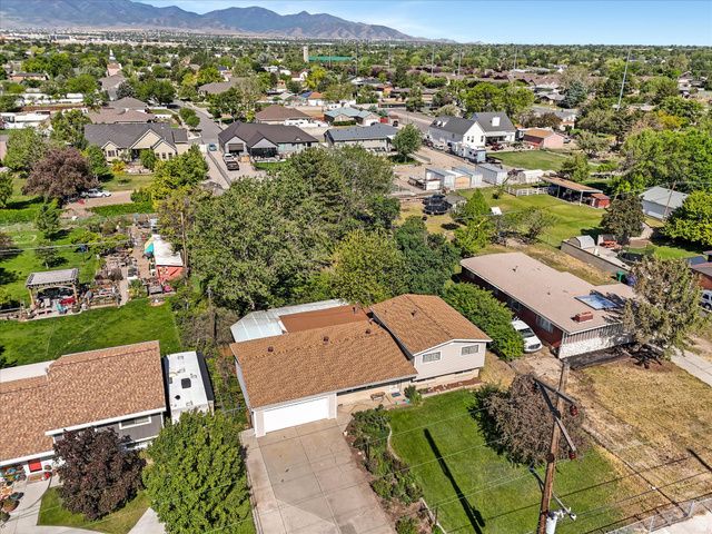 7060 S 2700 W, West Jordan, UT 84084