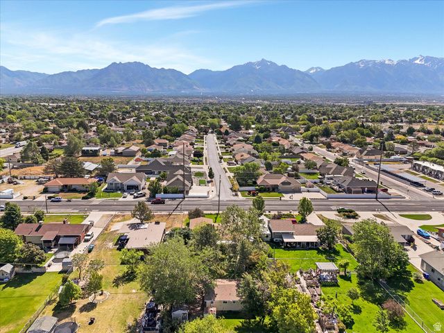 7060 S 2700 W, West Jordan, UT 84084