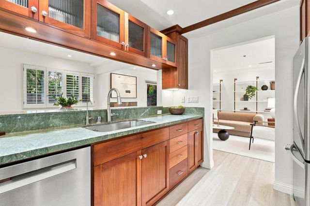 1341 Alma Street, Palo Alto, CA 94301