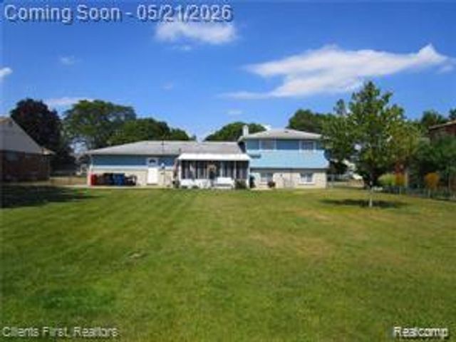 34639 Parkgrove Drive, Westland, MI 48185
