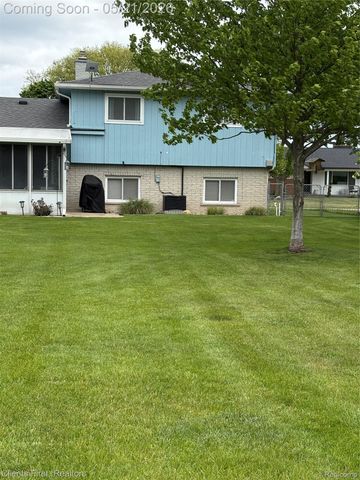 34639 Parkgrove Drive, Westland, MI 48185