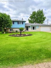 34639 Parkgrove Drive, Westland, MI 48185