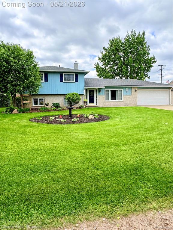 34639 Parkgrove Drive, Westland, MI 48185