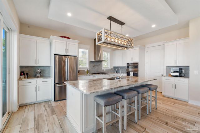 479 Deer Point Dr, Gulf Breeze, FL 32561