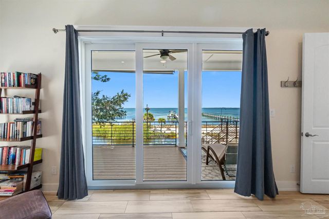 479 Deer Point Dr, Gulf Breeze, FL 32561