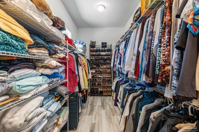 479 Deer Point Dr, Gulf Breeze, FL 32561