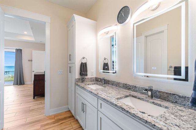 479 Deer Point Dr, Gulf Breeze, FL 32561