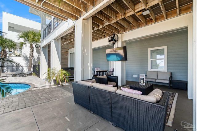 479 Deer Point Dr, Gulf Breeze, FL 32561