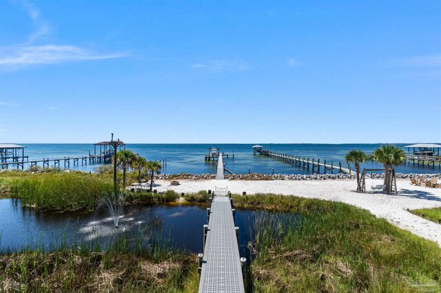 479 Deer Point Dr, Gulf Breeze, FL 32561