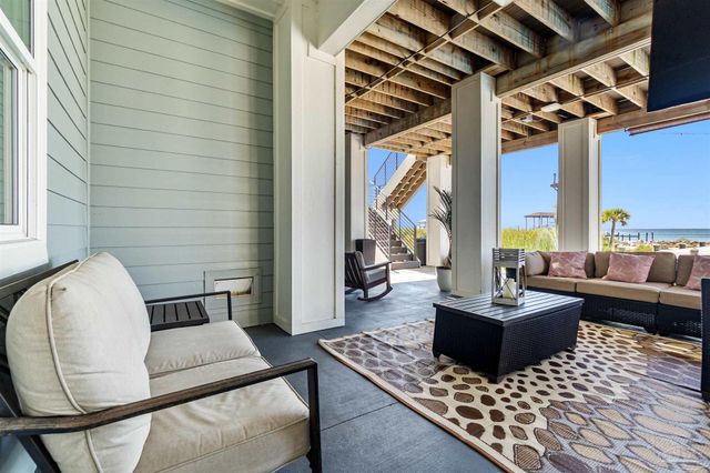 479 Deer Point Dr, Gulf Breeze, FL 32561