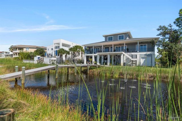 479 Deer Point Dr, Gulf Breeze, FL 32561