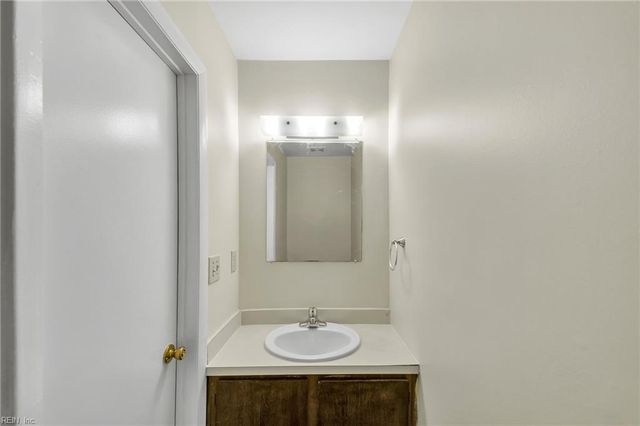 705 Spence CIR, Virginia Beach, VA 23462