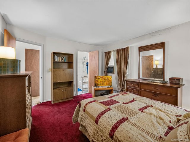 794 Brookridge Drive, Valley Cottage, NY 10989