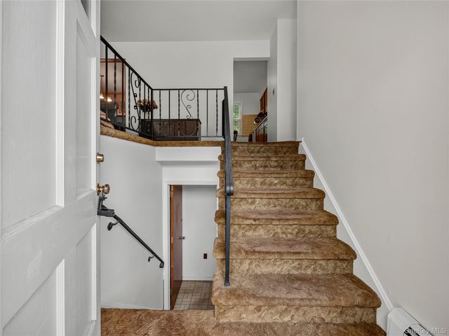 794 Brookridge Drive, Valley Cottage, NY 10989