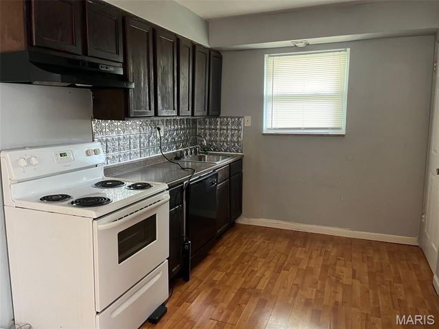 1529 Nixon Avenue, St Louis, MO 63133