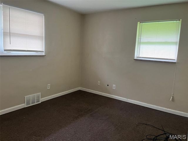 1529 Nixon Avenue, St Louis, MO 63133
