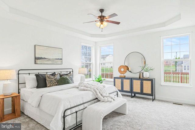 35 VISTA LOOP, Hanover, PA 17331