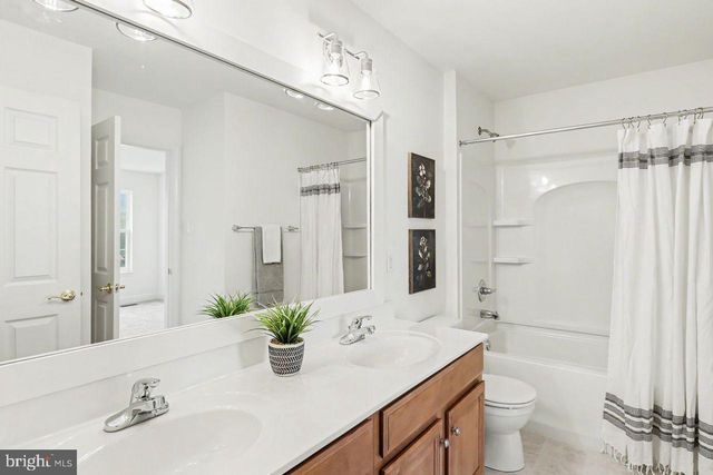 35 VISTA LOOP, Hanover, PA 17331