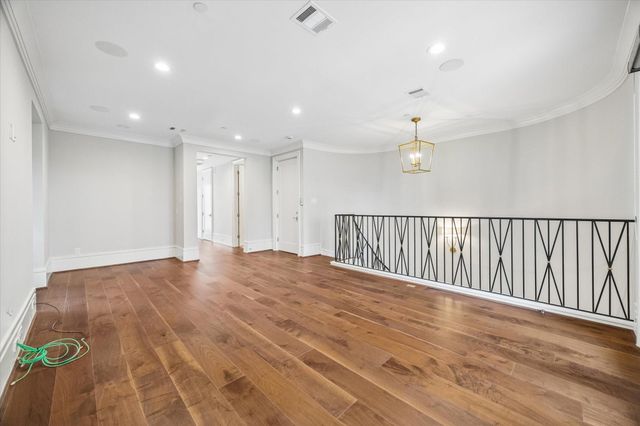 41 Crain Square Boulevard, Houston, TX 77025