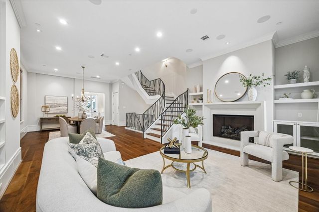 41 Crain Square Boulevard, Houston, TX 77025