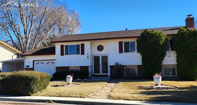 1555 Luna Vista Street, Colorado Springs, CO 80911
