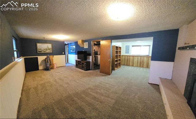 1555 Luna Vista Street, Colorado Springs, CO 80911