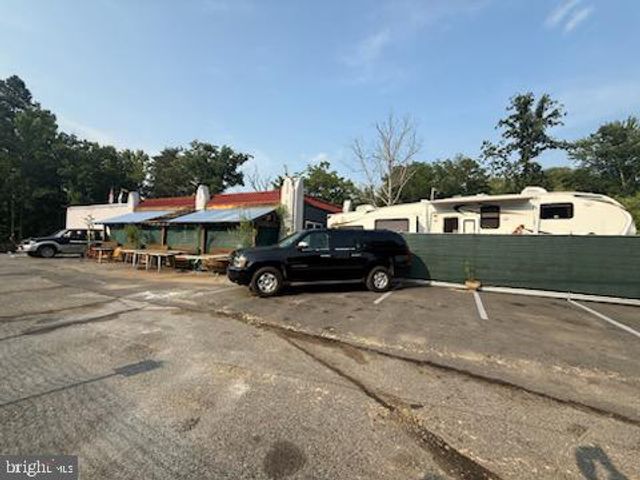 12439 US ROUTE 1 HWY, Woodford, VA 22580