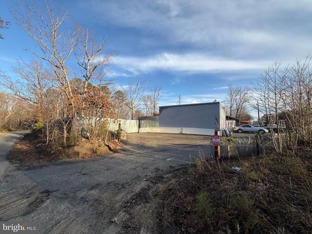 12439 US ROUTE 1 HWY, Woodford, VA 22580