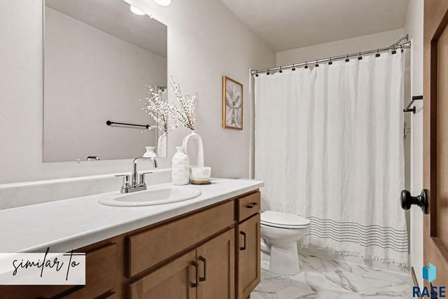 6205 S Ruby Jean Pl Place, Sioux Falls, SD 57108